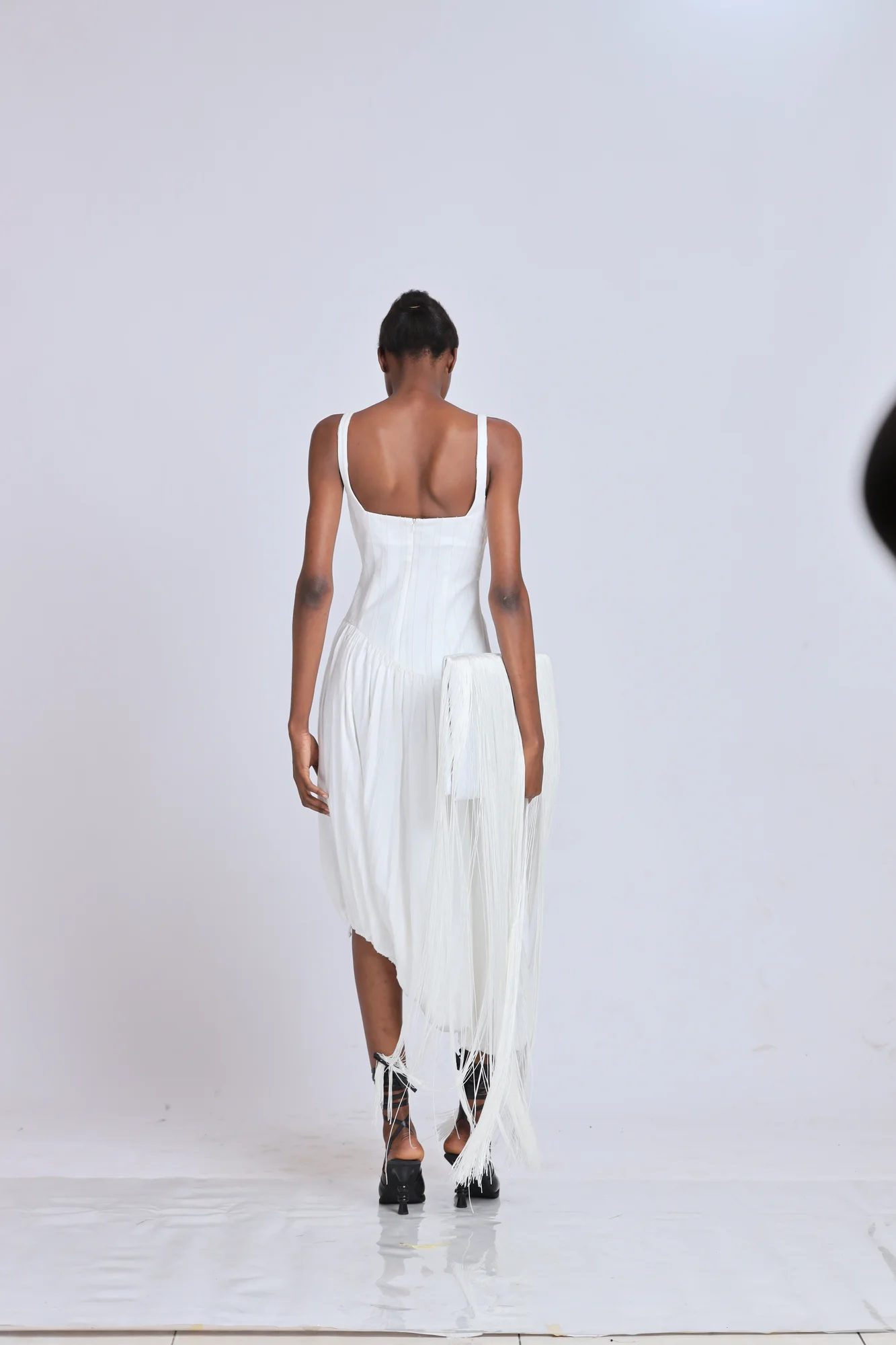 AH Look 18 thumbnail 5