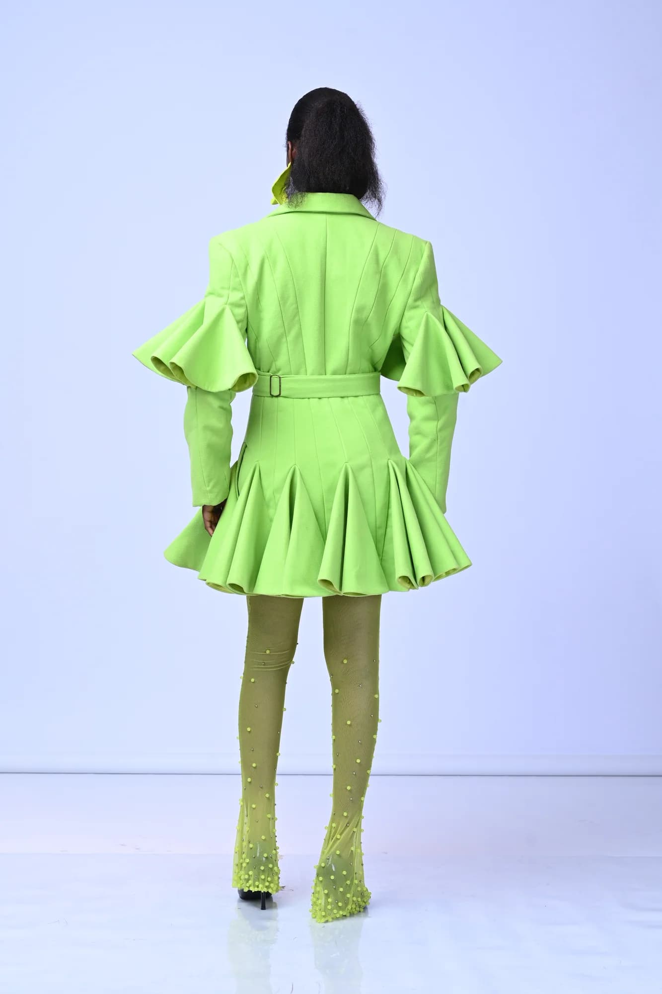 JB Look 22 thumbnail 3