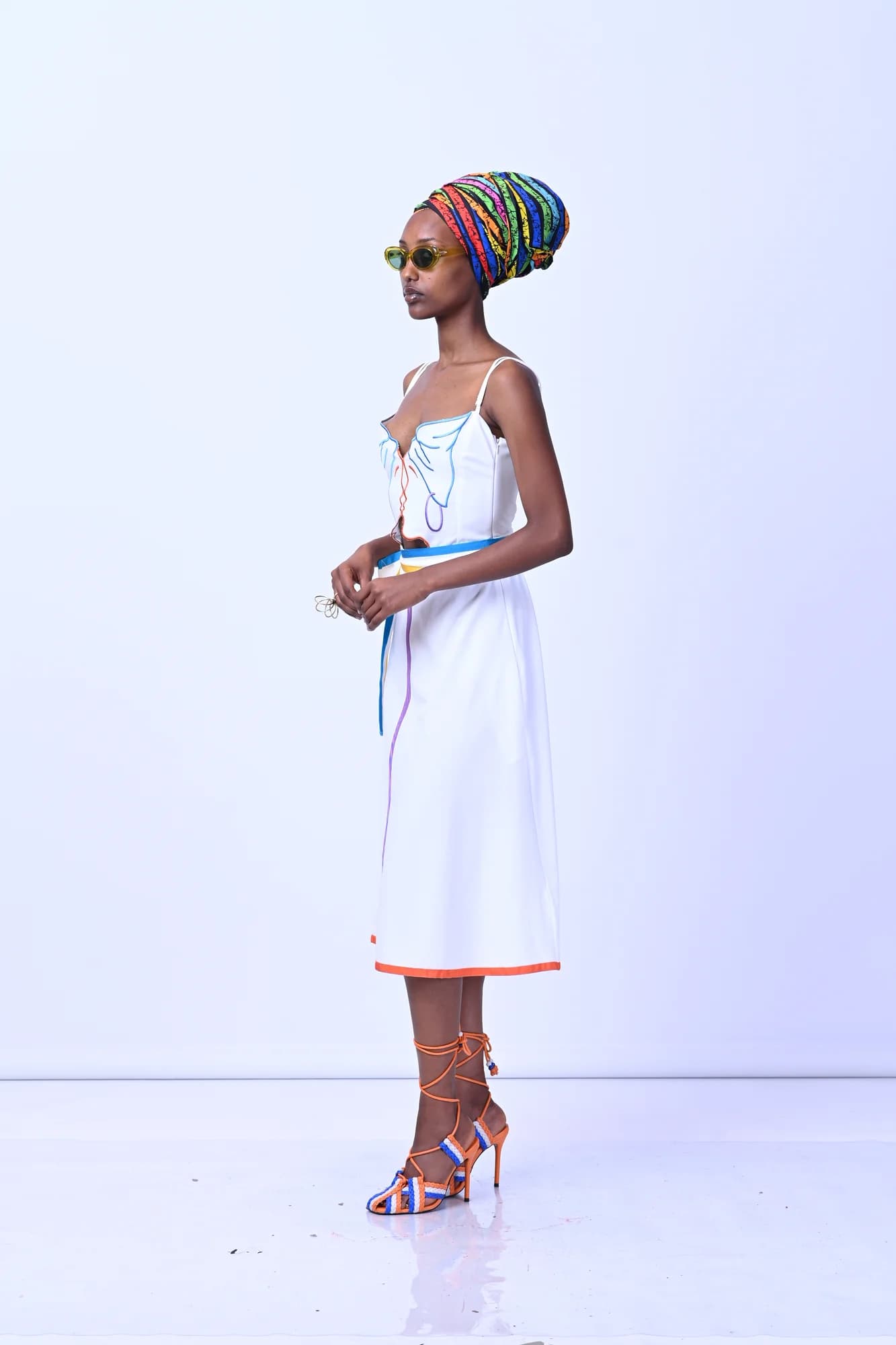 SJ Look 10 thumbnail 3